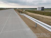 24) 2022-06-08 Montaż barier energochłonnych w lok. ok. 0+400 JL