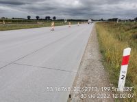91) 2022-08-30 Śrutowanie zeszlifowanej powierzchni nawierzchni betonowej na jezdni lewej, na odcinku w lok. ok. 5,2 km